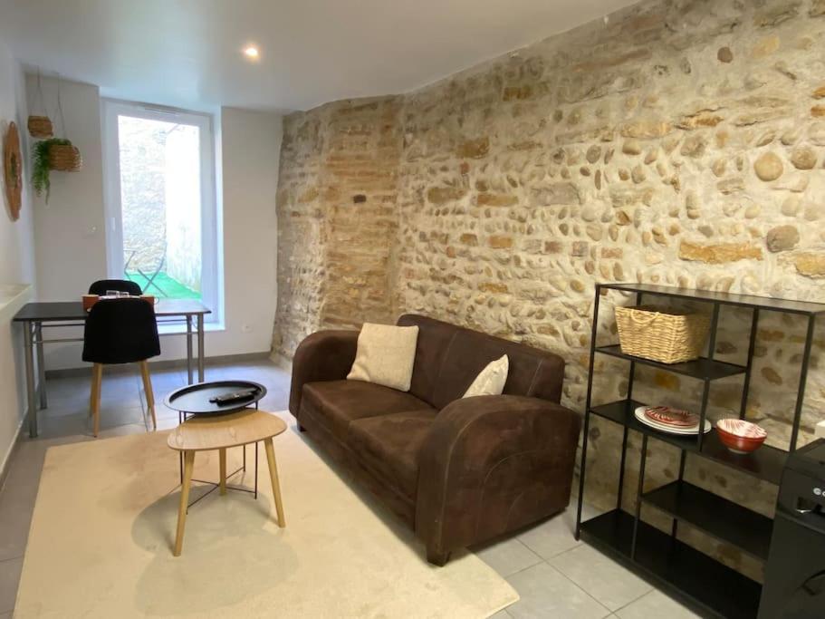Vaste Appartement Renove - Centre Ville Bourg-en-Bresse Exterior photo